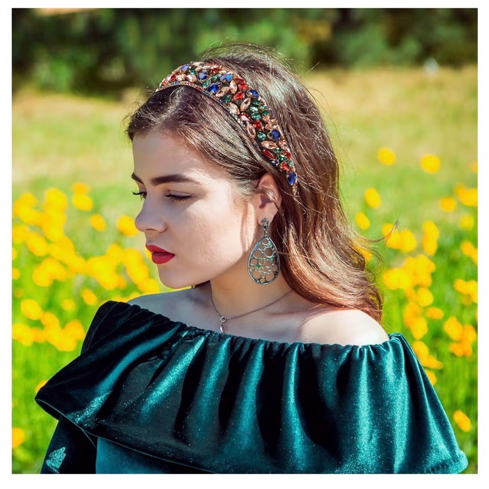 NWT Multicolo Gemstone Embellished Headband - Picture 2 of 3